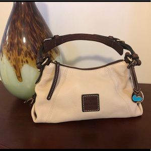 Dooney & Burke Hand bag
